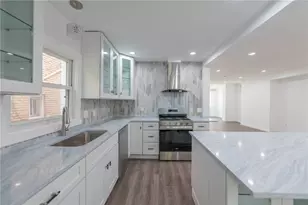 6334 Forward Ave, Pittsburgh, PA 15217 - Photo 15
