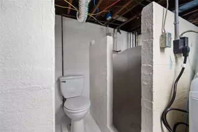 411 Reamer Ave, Carnegie, PA 15106 - Photo 29