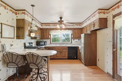 1389 Gilchrist Road, Bethel Township, PA 15690 - Photo 13