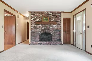 1389 Gilchrist Rd, Bethel Township, PA 15690 - Photo 11