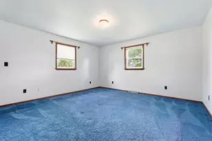 1389 Gilchrist Rd, Bethel Township, PA 15690 - Photo 17
