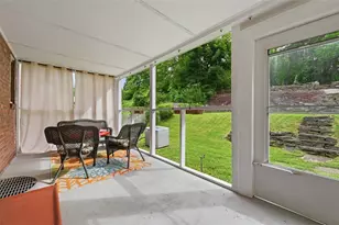 728 Vallevista Ave, Pittsburgh, PA 15234 - Photo 25