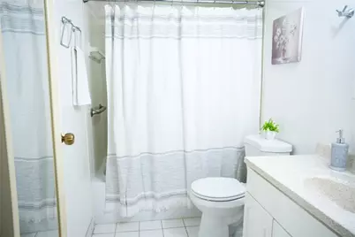 5 Bayard Road #808, Pittsburgh, PA 15213 - Photo 17