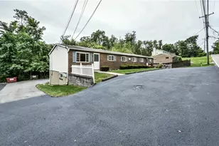 2044 Renton Rd, Pittsburgh, PA 15239 - Photo 3