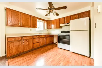 2044 Renton Rd, Pittsburgh, PA 15239 - Photo 7