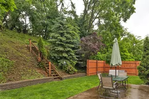 720 Linda Dr, Pittsburgh, PA 15226 - Photo 3