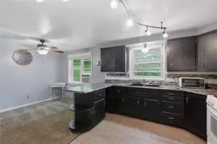 139 Washington St, Freeport, PA 16229 - Photo 7