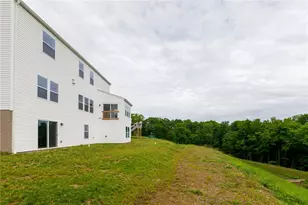 109 Mesa Dr, Moon/Crescent Twp, PA 15108 - Photo 31