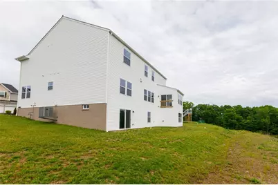 109 Mesa Dr, Moon/Crescent Twp, PA 15108 - Photo 29