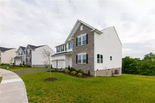 109 Mesa Dr, Moon/Crescent Twp, PA 15108 - Photo 29