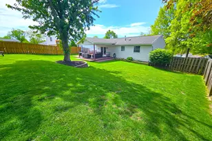 1021 Balsam Dr, South Strabane, PA 15301 - Photo 33
