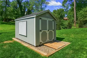 2525 Country Side Ln, Pittsburgh, PA 15090 - Photo 15