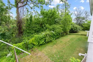 402 Oakhurst Ave, North Versailles, PA 15137 - Photo 17