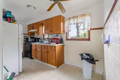 402 Oakhurst Ave, North Versailles, PA 15137 - Photo 5