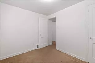402 Oakhurst Ave, North Versailles, PA 15137 - Photo 11