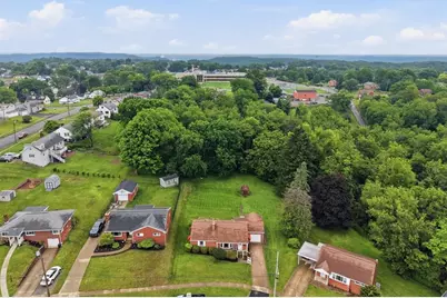 2207 Ridgevue Ave, Aliquippa, PA 15001 - Photo 29