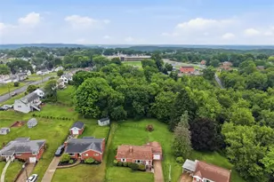 2207 Ridgevue Ave, Aliquippa, PA 15001 - Photo 29