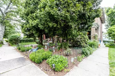 3203 Shady Ave Ext, Pittsburgh, PA 15217 - Photo 3