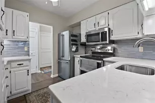 5825 Fifth Ave, Pittsburgh, PA 15232 - Photo 3
