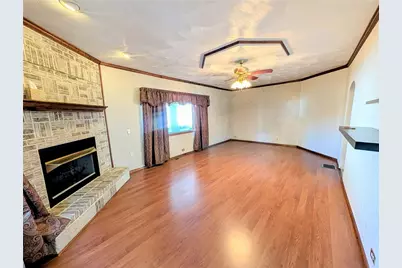 301 Pleasantview Ave, Butler, PA 16001 - Photo 11