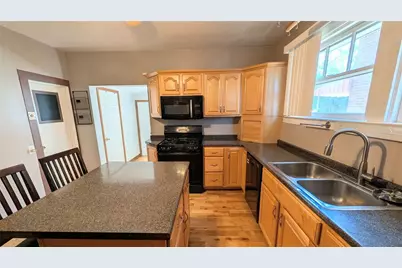 301 Pleasantview Ave, Butler, PA 16001 - Photo 13