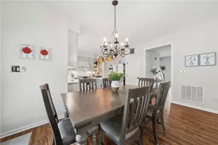 313 Sutherland Dr, Peters Township, PA 15367 - Photo 11