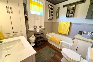 1035 E Main St, Rural Valley Boro, PA 16249 - Photo 23
