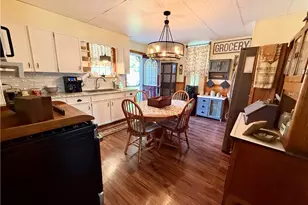 1035 E Main St, Rural Valley Boro, PA 16249 - Photo 9