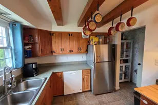 5020 Clifton Dr, Aliquippa, PA 15001 - Photo 11