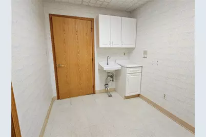 911 Ligonier St. Suite 004, Latrobe, PA 15650 - Photo 11