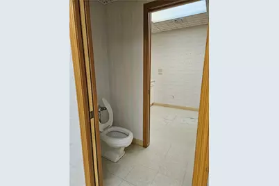 911 Ligonier St. Suite 004, Latrobe, PA 15650 - Photo 5