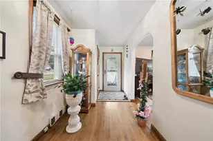 115 Locust St, Jeannette, PA 15644 - Photo 5