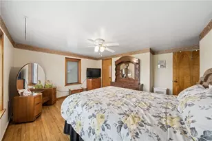 115 Locust St, Jeannette, PA 15644 - Photo 17