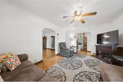 115 Locust St, Jeannette, PA 15644 - Photo 7