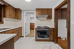 2030 Wesley St, McKeesport, PA 15132 - Photo 9