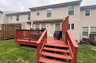 122 Broadstone Dr, Adams Township, PA 16046 - Photo 9
