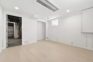 1024 Jerome St, Pittsburgh, PA 15220 - Photo 23