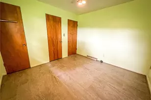 102 Lyn Dale Dr, Center Township, PA 16001 - Photo 13