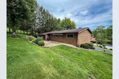 102 Lyn Dale Dr, Center Township, PA 16001 - Photo 31