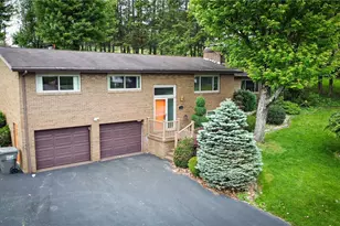 102 Lyn Dale Dr, Center Township, PA 16001 - Photo 1