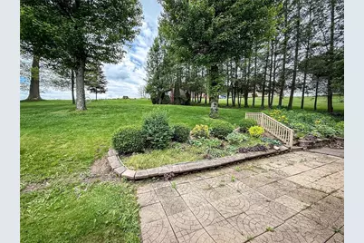 102 Lyn Dale Dr, Center Township, PA 16001 - Photo 37