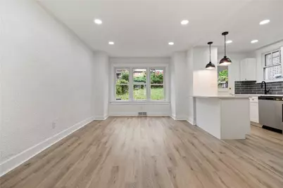 2217 Hawthorne Ave, Pittsburgh, PA 15218 - Photo 5