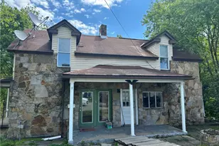304 Trevor St, Connellsville, PA 15425 - Photo 1