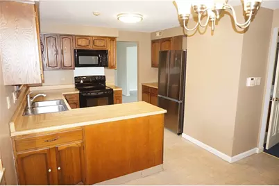 256 Kinvara Drive, Ross Twp, PA 15237 - Photo 5