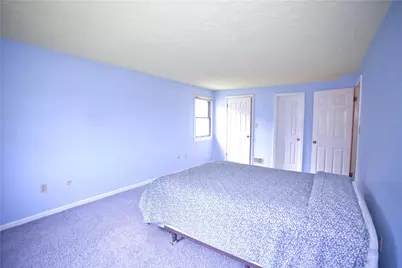 256 Kinvara Drive, Ross Twp, PA 15237 - Photo 9