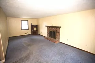 256 Kinvara Dr, Ross Twp, PA 15237 - Photo 3