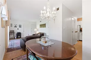 126 Jamestown Ct, Scott Township, PA 15216 - Photo 15