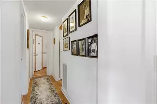 126 Jamestown Ct, Scott Township, PA 15216 - Photo 17