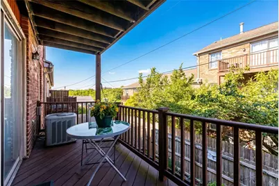 126 Jamestown Ct #C, Scott Township, PA 15216 - Photo 7