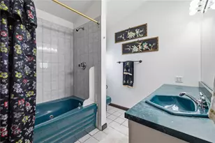 326 Arriba Wy, Pittsburgh, PA 15210 - Photo 9